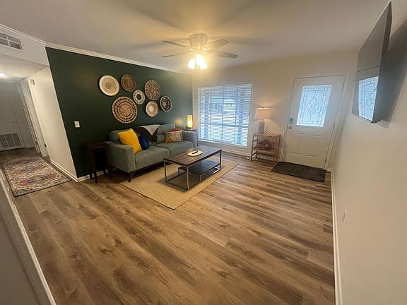 4th image of 2530 Rolling View Dr SE #C