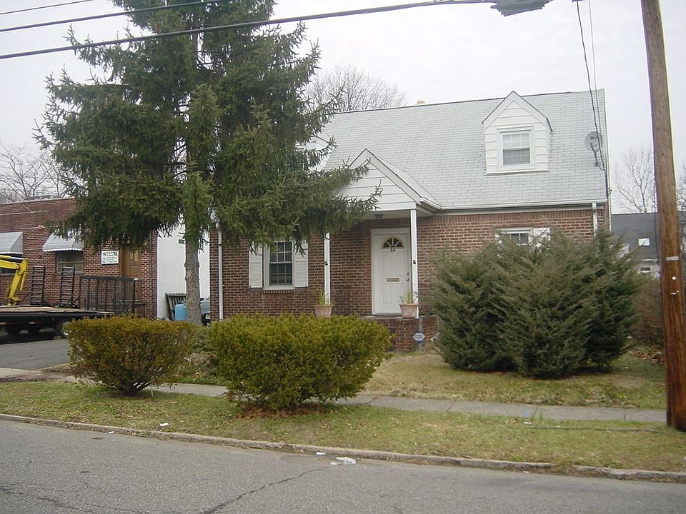 2nd image of 54 Hancox Ave