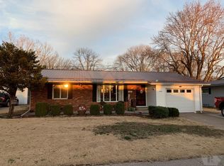 16 Oak Dr, Fort Madison, IA 52627