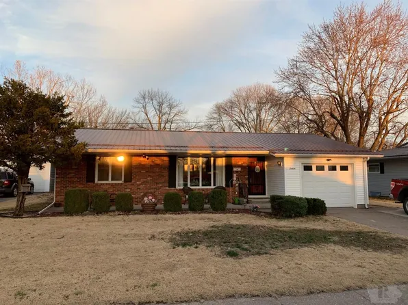 16 Oak Dr, Fort Madison, IA 52627
