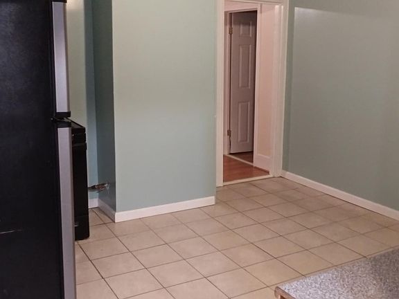 3rd image of 9 Erastus St Floor 2