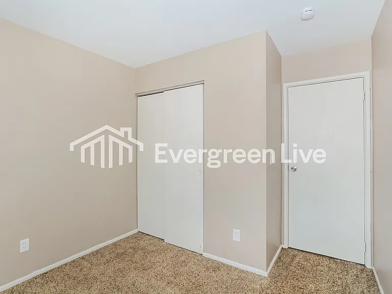 11690 Hamlet Rd — Photo 9