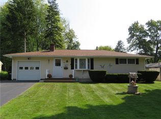 202 Wadsworth Rd, North Syracuse, NY 13212