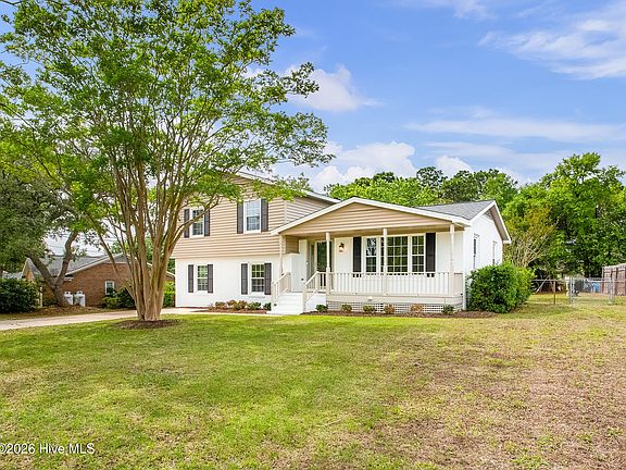 2nd image of 335 Sabra Drive