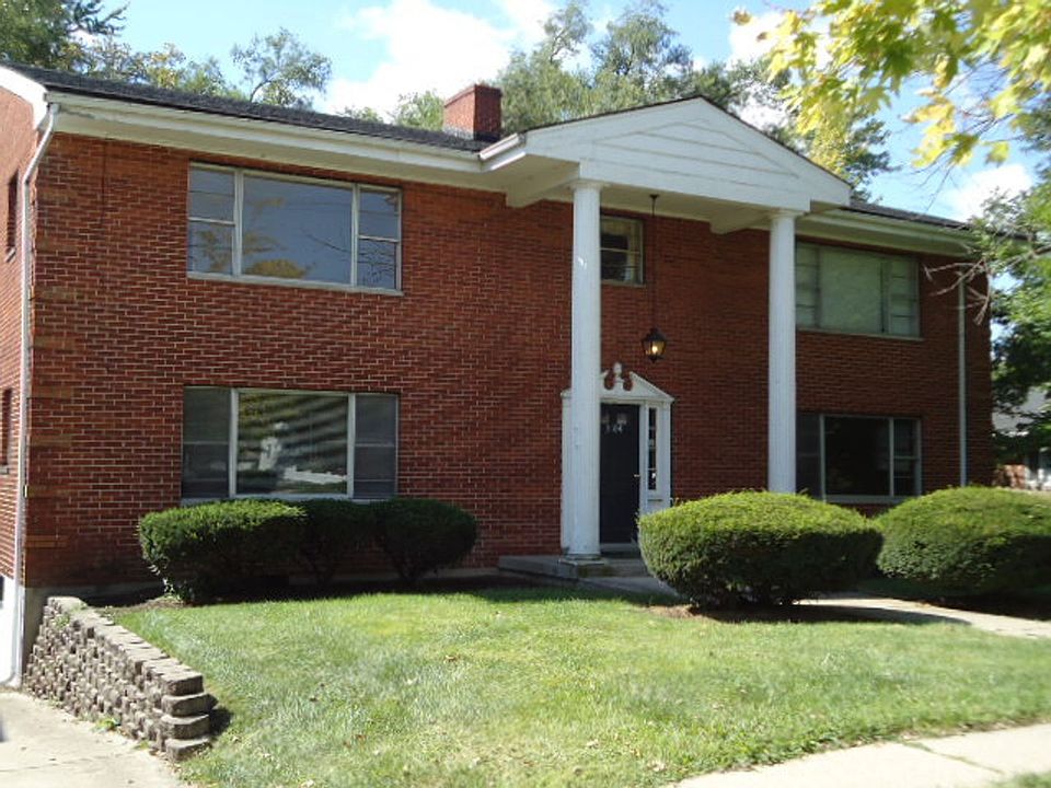 1st image of 3104 Grand Ave APT 3