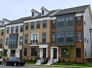 43229 Clarendon Sq, Ashburn, VA 20148