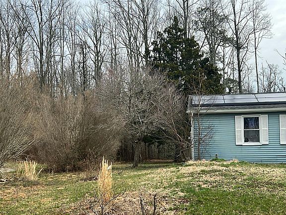 3rd image of 2556 Milbourne Dr