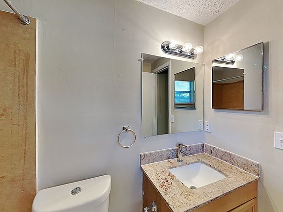3rd image of 7307 Sharbeth Dr S