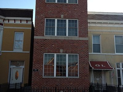1st image of 2457 W Grenshaw St #B