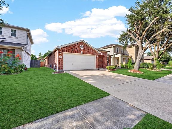 2nd image of 13118 Bentcrest Ct