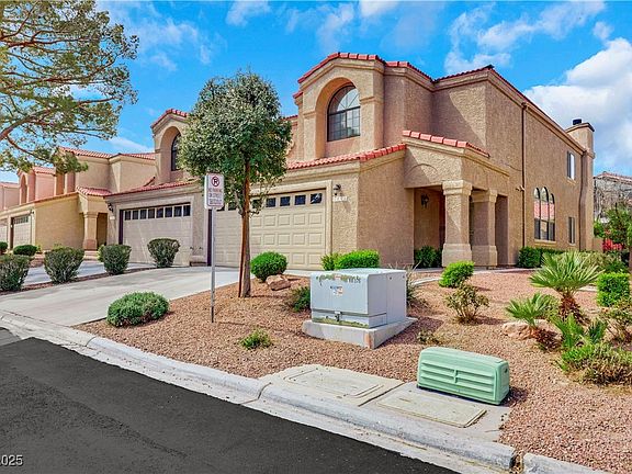 3rd image of 3961 Tirana Way