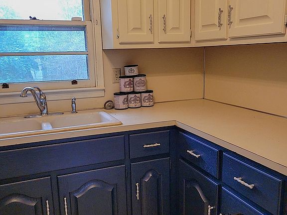 One side as the painting was completed.