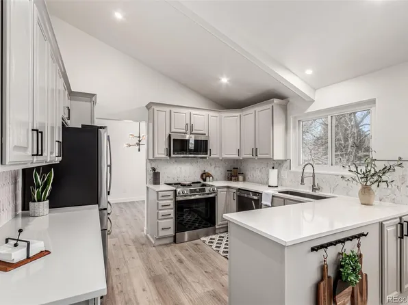 6460 E Maplewood Avenue, Centennial, CO 80111