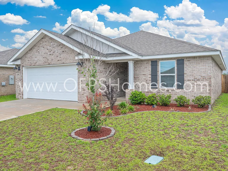 4627 Naval Ct — Photo 1