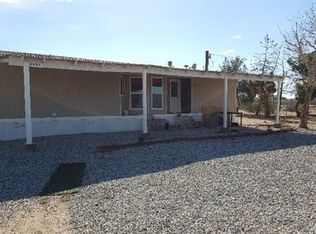 9987 Lindero Rd, Phelan, CA 92392
