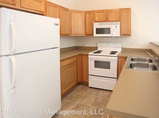 178 Killdeer Cir APT 205, Moscow Mills, MO 63362