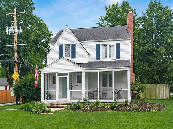 4th image of 51 E Schreyer Pl