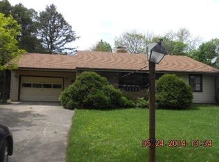 3530 Fremont St, Rockford, IL 61103