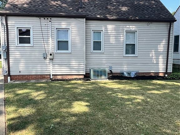 2nd image of 484 E 328th St