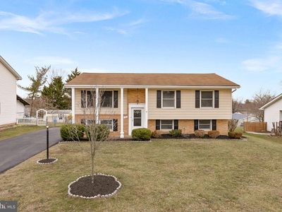 112 W Brighton Ave, Sterling, VA, 20164