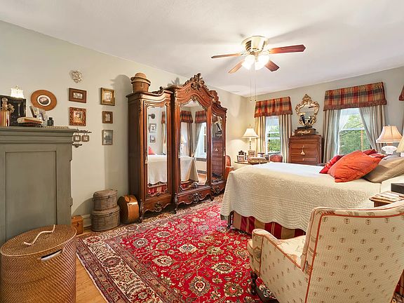 5th image of 72-17 34th Ave APT 5E