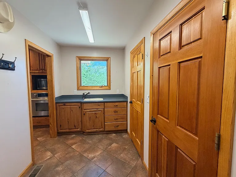 2900 Arizona Ave — Photo 23