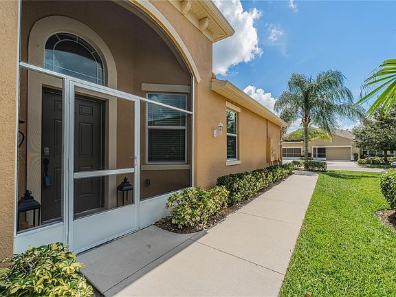 3rd image of 2323 Nottingham Greens Dr #5