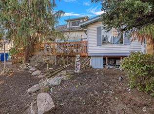 728 S Director St, Seattle, WA 98108