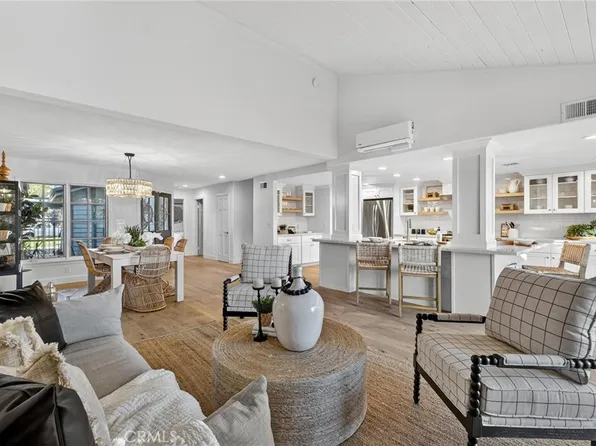 18 Malaga Pl E #E, Manhattan Beach, CA 90266