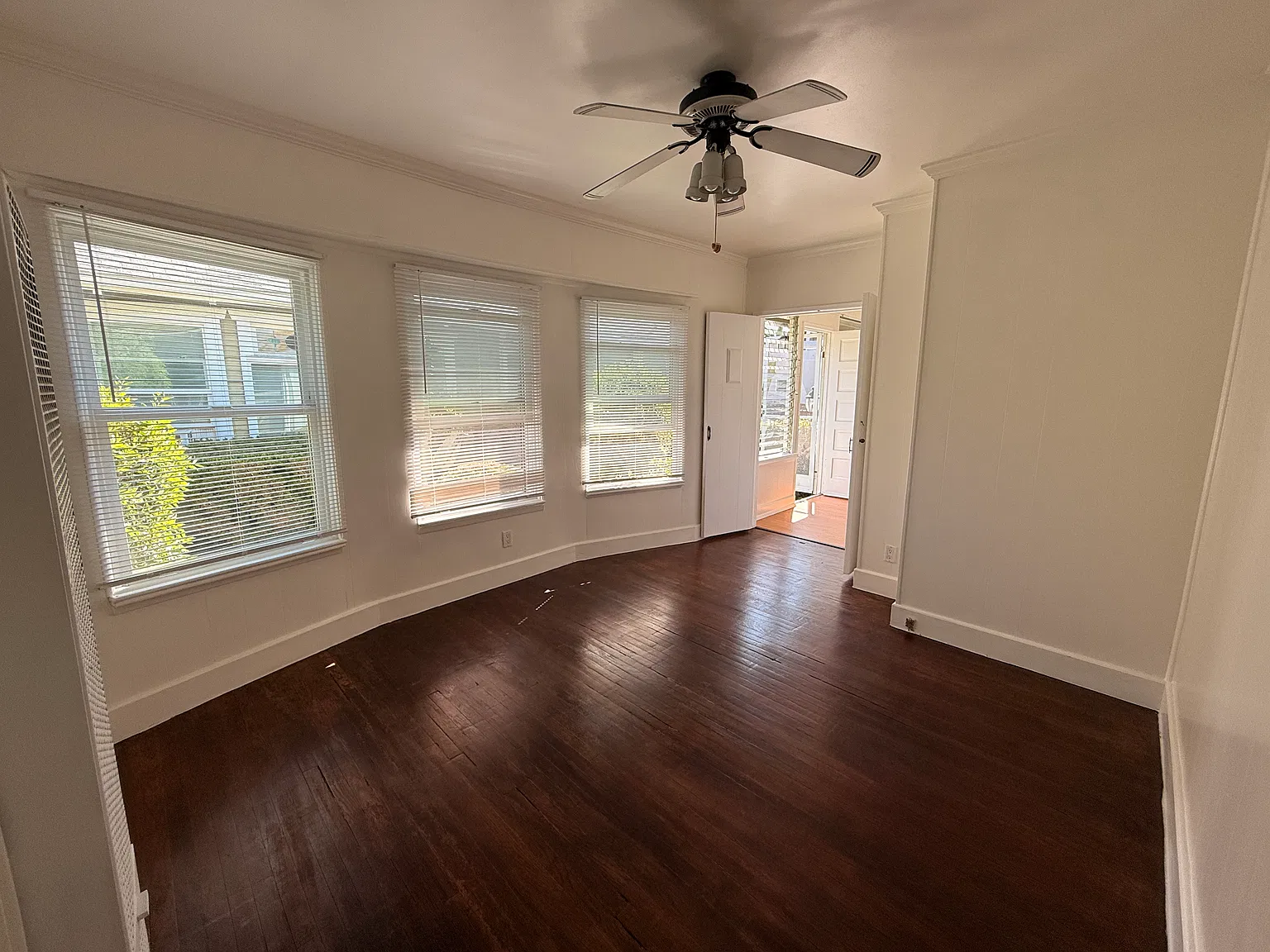 1 bed, 450 sqft, $2,375 — Photo 2