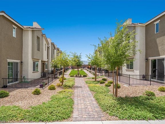 4th image of 2633 Mocha Pearl Ct