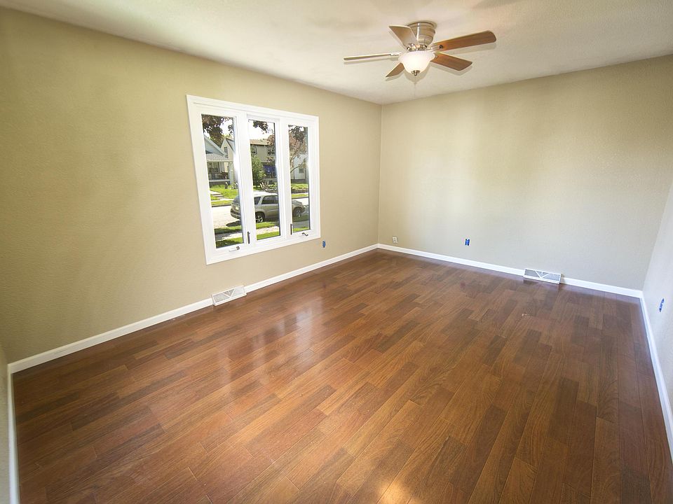 1st image of 3664 E Hammond Ave