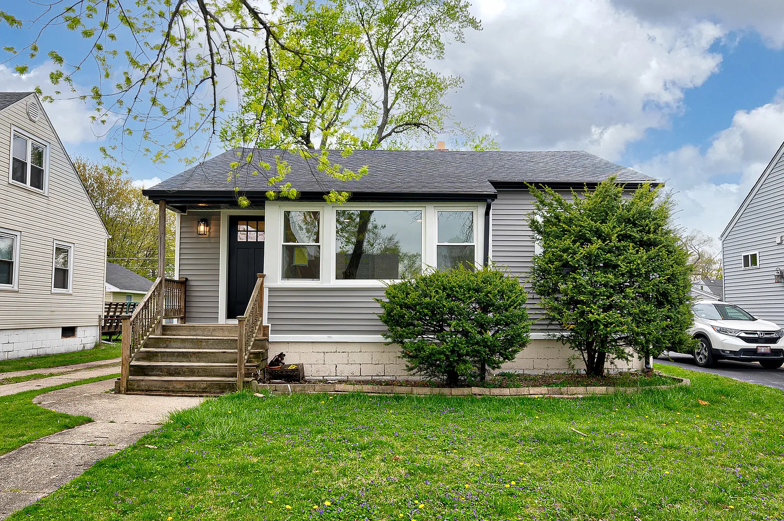 17910 Escanaba Ave photo 1