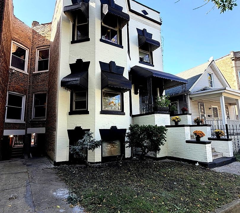 2nd image of 7430 S Evans Ave