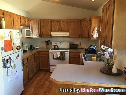 3rd image of 3725 36th Ave S