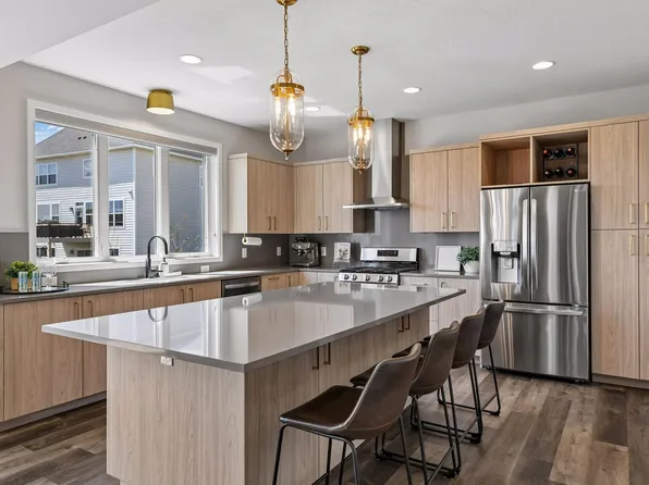 5435 Gestach Ln, Victoria, MN 55386