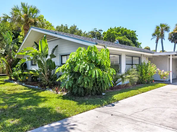 142 Antigua Dr, Cocoa Beach, FL 32931