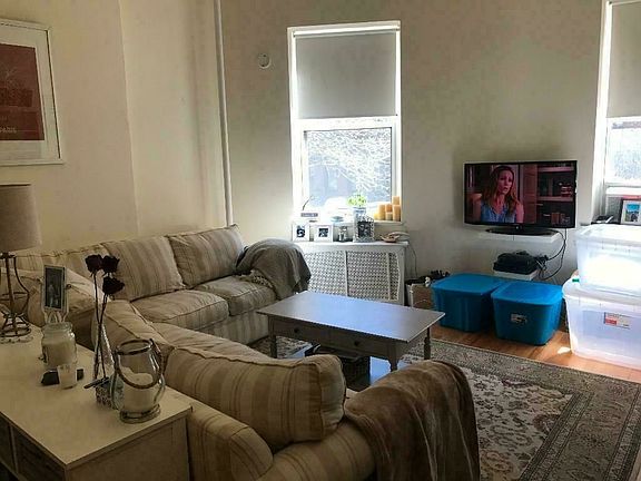 5th image of 313 W 91st St APT 3A