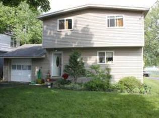 4198 Westshore Manor Rd, Jamesville, NY 13078