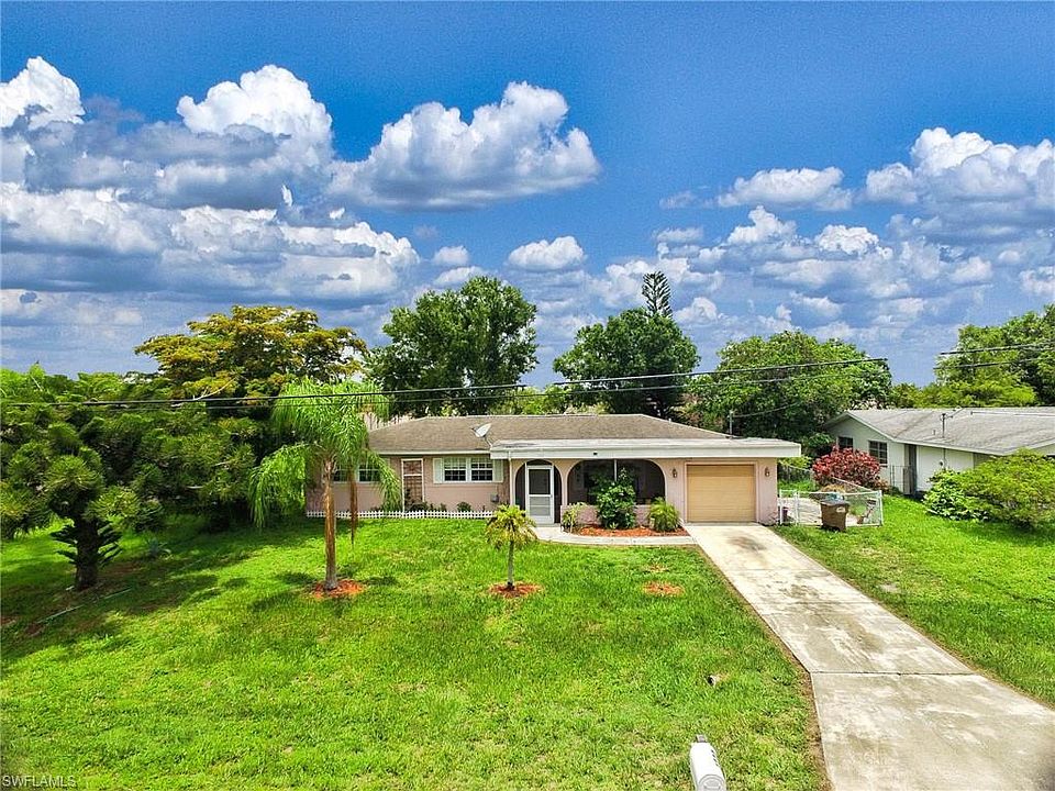 1st image of 1323 NE Pine Island Ln