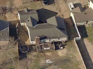 410 Brookview Dr, Evansville, IN 47711