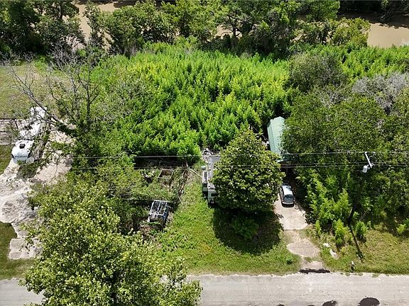 4th image of 340 Cypress Valley Rd