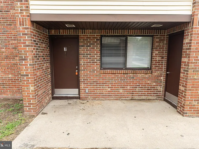 510 S Main St #7 — Photo 6