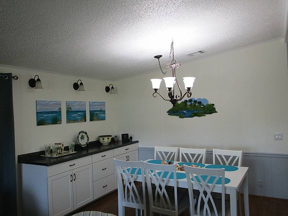 5th image of 19679 Pandora Cir