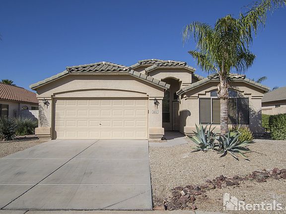 3rd image of 4832 E Cherry Hills Dr