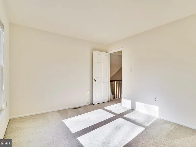 3023 Oakton Meadows Ct — Photo 19