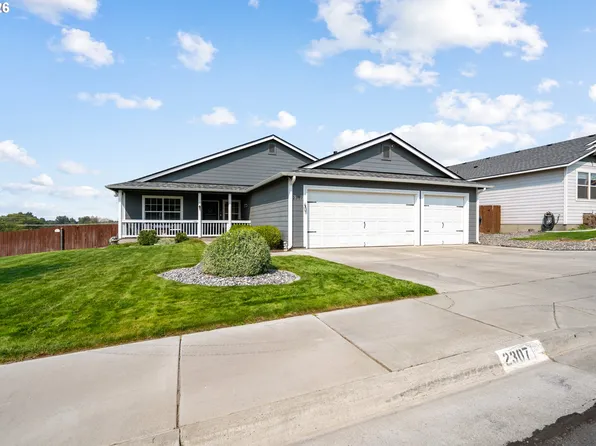 2307 NW Eucalyptus Dr, Hermiston, OR 97838