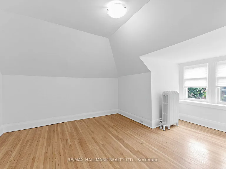 43 Highview Cres #3 — Photo 16