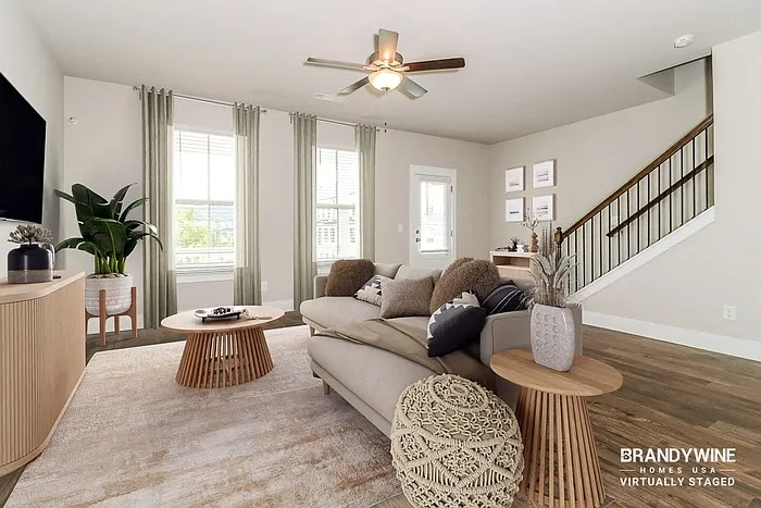 4 bed, 3.5 bath, 2225 sqft, $2,970 — Photo 2