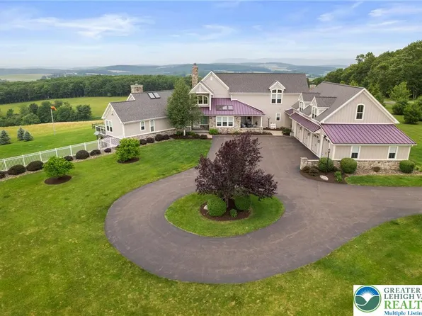 53 Airport Rd, Millville, PA 17846